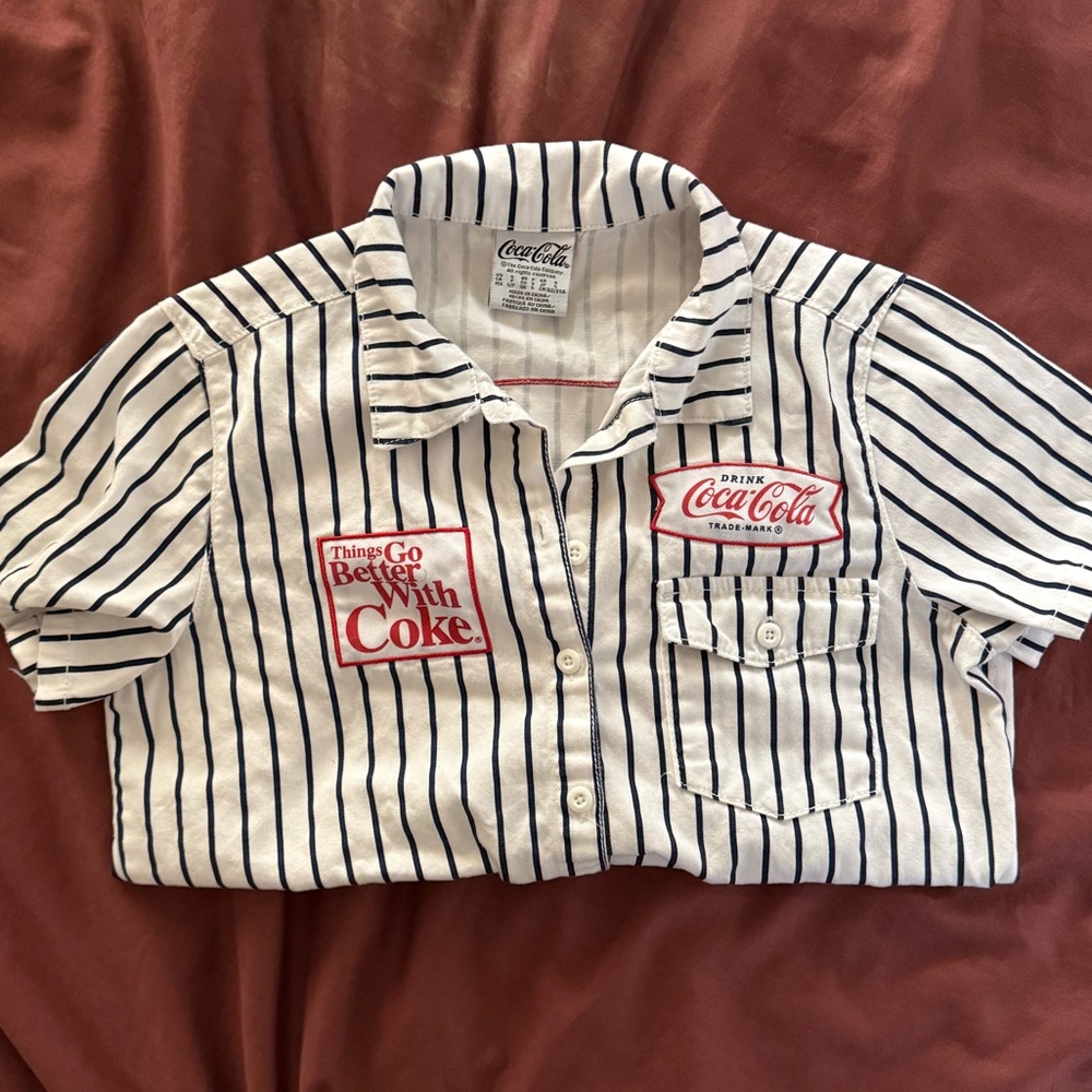 Coca-cola trademark button up stripe collared shirt - Picture 2 of 6